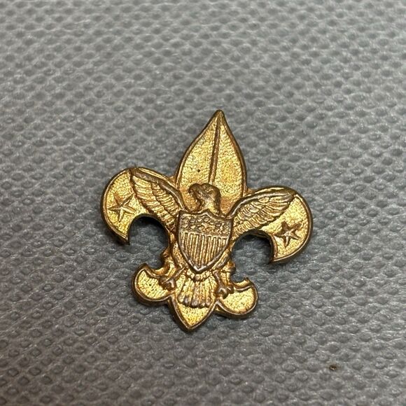 Antique 1911 Patent Boy Scout Lapel Pin BSA Scout Pin Tenderfoot Hat Pin - Picture 2 of 5